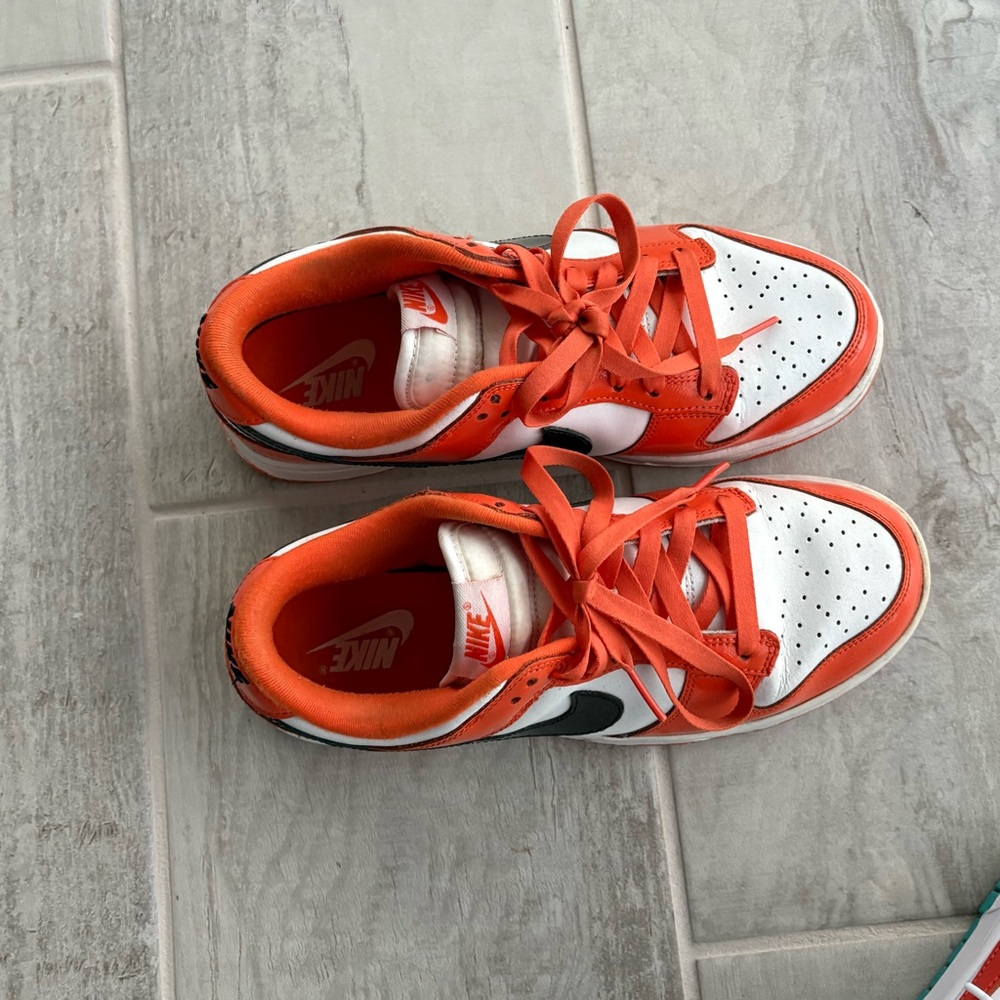 Nike Dunks - Picture 2 of 7
